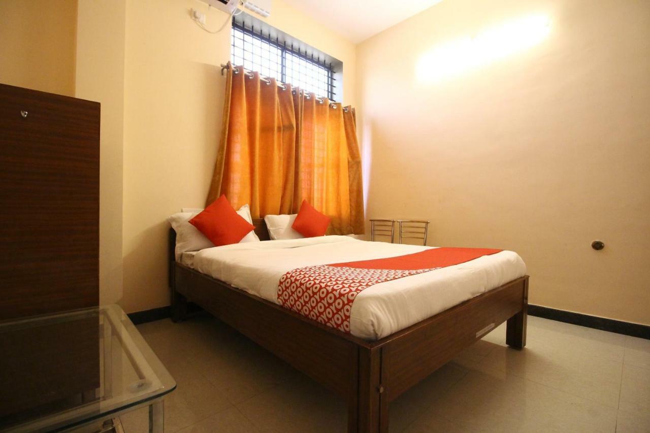 Oyo Flagship 30734 Jeevan Lodge Shimoga Exterior photo