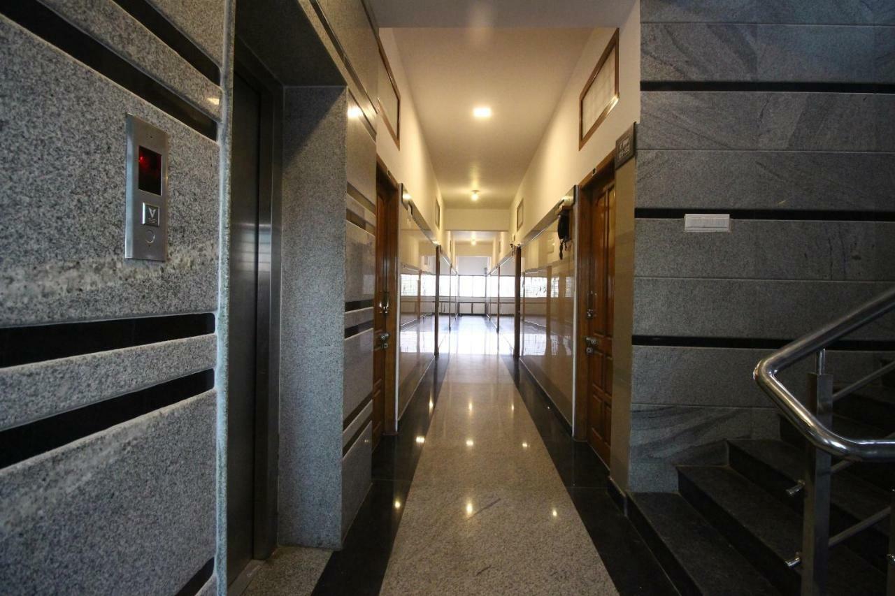Oyo Flagship 30734 Jeevan Lodge Shimoga Exterior photo